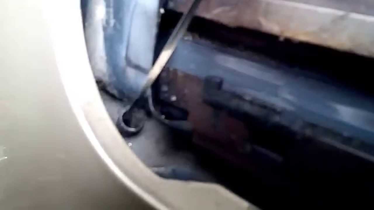 HOW to repair/ fix a water leaking sunroof in UNDER 5 MINUTES
