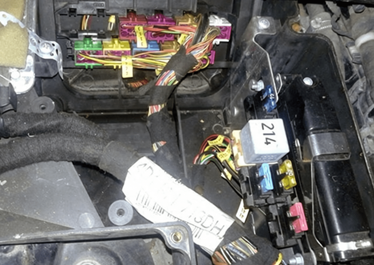 audi a8 s8 d2 4d 1998 2002 fuses and relays 14