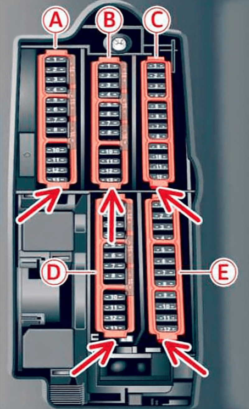 audi a4 s4 b9 8w 2017 2018 fuses 09