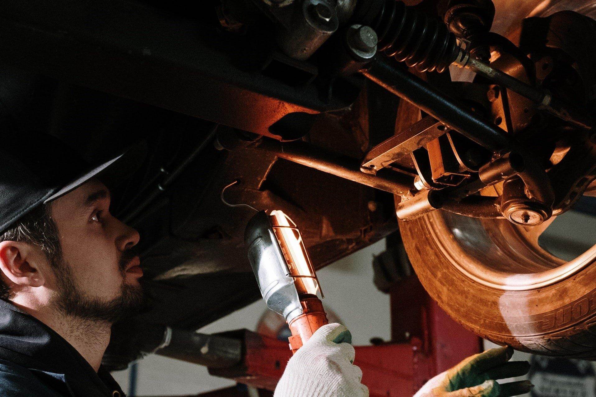 how to inspect and replace worn out suspension parts