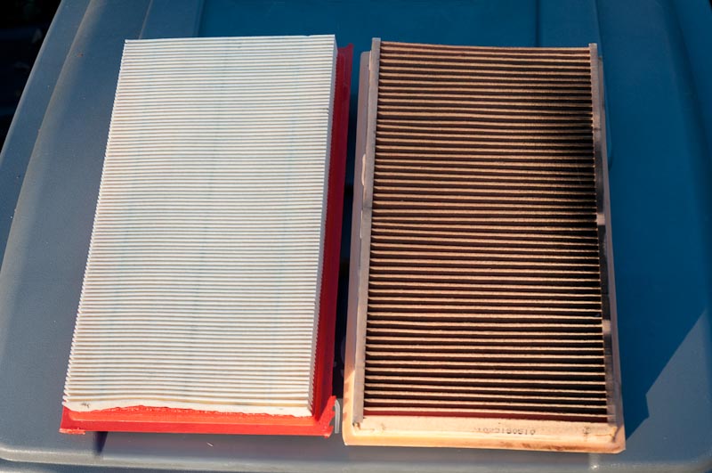 side by side images dirty vs. clean engine air filter