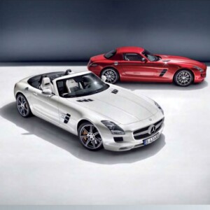 Mercedes-Benz SLS AMG Coupe & Roadster 2013 Owner's Manual